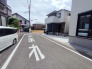 1号棟 駐車が苦手な方にも嬉しい、前面６ｍ道路に面した住まい。
