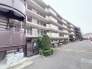 全６２戸のコミュニティ。平成７年７月築。
