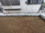 季節のお花を少し楽しむのにちょうどいいサイズのお庭です。
