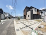 1号棟 車通りの少ない閑静な住宅地、のびのびした子育てに適します。
