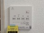 空気もこもらず、いつもクリーンな浴室乾燥機付。
