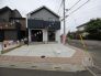 風通し・日当たりに優れる角地。開放感をお楽しみください。

