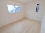 3号棟 今からここを誰のお部屋にしようか、そんな洋室。大きさは6帖です。
 2026/04/09m