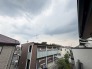 空の広がりを感じる見晴らしの良い開放的なロケーションです。風通しの良さそうな環境が魅力です。
