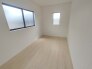 1号棟 新築の木の匂いのする室内。写真では伝わらないので、ぜひ現地でお確かめください。
 2026/08/23m