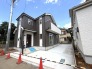 A号棟 最寄り駅徒歩13分の近さ。通勤通学に便利で、駅周辺の生活施設も利用しやすい。

