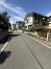 駐車が苦手な方にも嬉しい、前面６ｍ道路に面した住まい。
