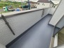 E号棟 開放的な空気が心地よい、プライベートな時間を穏やかに過ごせるゆとりある屋外スペースです。
