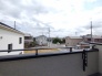1号棟 車通りの少ない閑静な住宅地、のびのびした子育てに適します。
 2026/07/27m