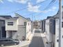 あたり一帯に住宅が広がる立地、住宅地ならではのロケーション。
