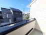 低層住居専用地域ならではのベランダの光景。辺りには高い建物がありません。
