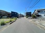 2号地 すっきりと見通しの良い道路に面し日々の移動もスムーズにこなせます。
