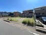 1号地 閑静な住宅地で、小さなお子様がいるご家族にも安心。
