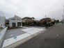 3号棟 すっきりと整えられた外構が心地よい、穏やかな街並みに溶け込む佇まい