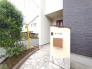 Ａ４サイズの郵便物もスッと入る、機能性の高い郵便受け。
