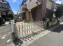 ２台まで駐車可能なように作りましたが、現地で幅をお確かめください。
