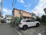 車通りの少ない閑静な住宅地、のびのびした子育てに適します。
