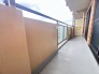 らくらくお洗濯を助ける広いバルコニー。

