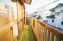南側に面したワイドな幅のバルコニー、カラッと洗濯物が乾きそう。

