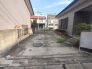 セカンドカーにも便利、駐車2台可の敷地。
