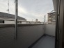 ゆとりの広さを確保したバルコニー。お布団を干すのも、この広さならラクラク。
