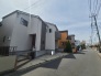 彩り豊かな街並みに佇む、穏やかな暮らしを育む住まい。