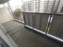らくらくお洗濯を助ける広いバルコニー。
