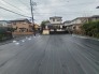 広がる空間に、穏やかな日常が描かれます。