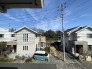 あたり一帯に住宅が広がる立地、住宅地ならではのロケーション。
