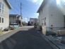 前面道路は6ｍの公道の角地になります。