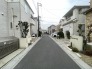 閑静な住宅地で、小さなお子様がいるご家族にも安心。
