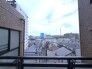 駅前の住宅街に立地しています