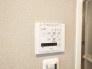 空気もこもらず、いつもクリーンな浴室乾燥機付。
