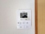お一人の時でも安心のモニター付きインターホン
