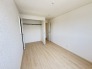 今からここを誰のお部屋にしようか、そんな洋室。
