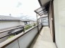 南向きバルコニーでお洗濯ものはいつもカラッと乾きます。
