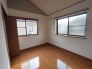 たっぷりの陽光に包まれる明るい住まいが、ここにあります。

