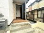 玄関は家の顔でもあります。広いと気持ちがいいですね！
