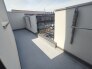 らくらくお洗濯を助ける広いバルコニー。
