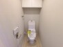 新しくお住まいになる方のことを考えて、トイレも新品に交換しました。
