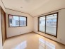 子供部屋には丁度良い洋室。サイズは５.６帖。
