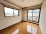 バルコニーからはたっぷりと太陽の光が舞い込みます。
