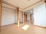無駄のないシンプルな空間が、日々の暮らしに心地よいゆとりと落ち着きをもたらしてくれます。