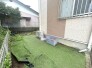 ベッドタウンにスタンダードなサイズのお庭付き。
