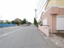 閑静な住宅地で、小さなお子様がいるご家族にも安心。
