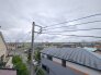 空が広く感じられる開放的な景色です。のどかな街並みを眺めながら、穏やかな日常を過ごせます。
