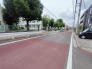 最寄り駅まで徒歩１３分。この距離だと、運動不足も少し解消されるかも。

