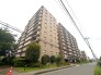 最寄り駅まで徒歩6分の近さ。 忙しい朝が助かる立地、 暮らしにゆとりが生まれます。
