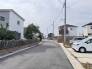 駐車が苦手な方にも嬉しい、前面6.3ｍ道路に面した住まい。

