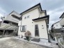 閑静な住宅地で、小さなお子様がいるご家族にも安心。
